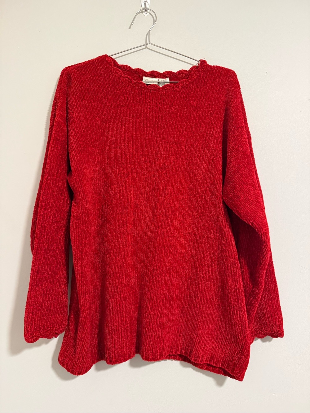 Jaclyn Smith Red Chenille Crewneck Sweater with Scalloped Trim